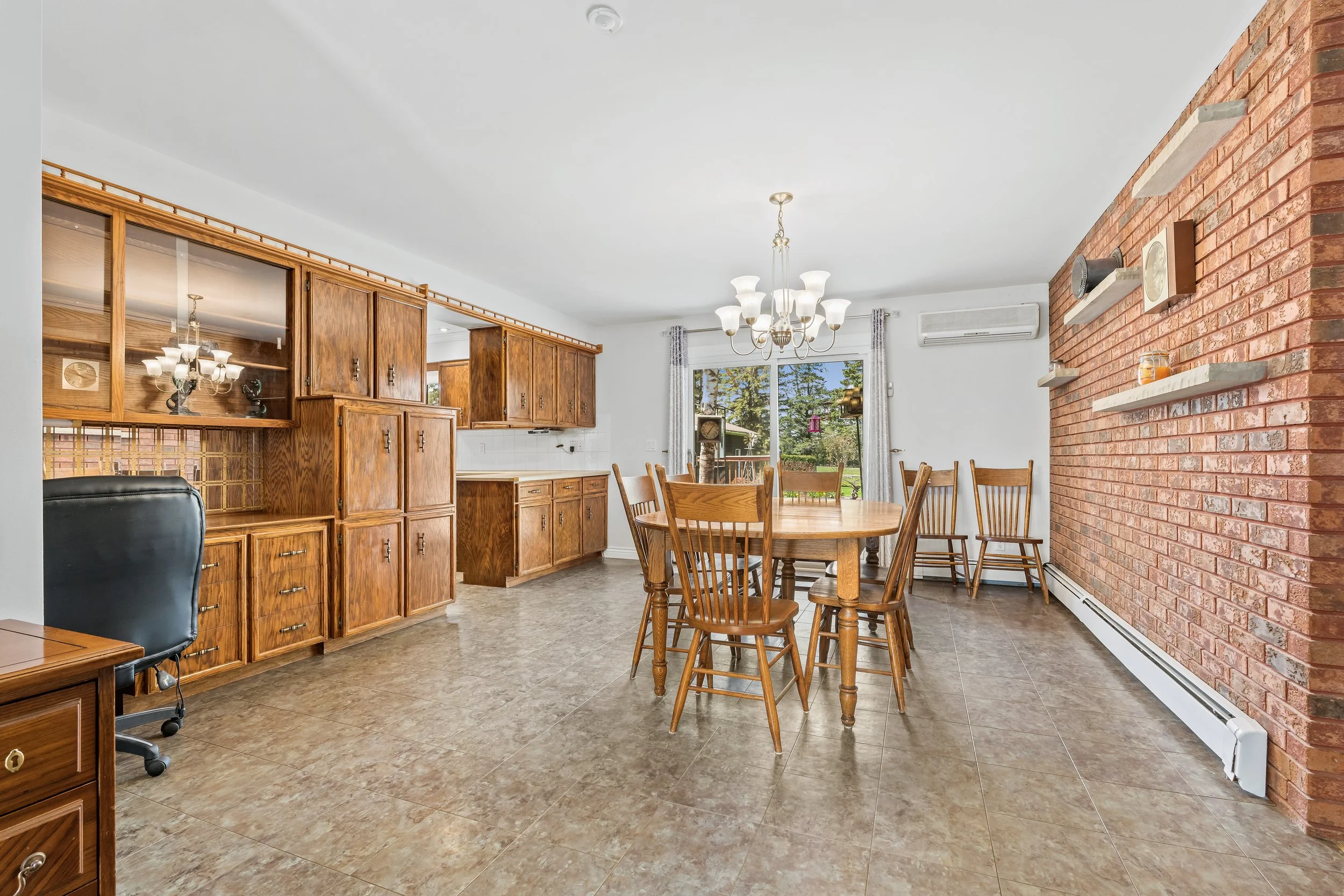 4310 Boston Mills Rd, Inglewood-11.jpg