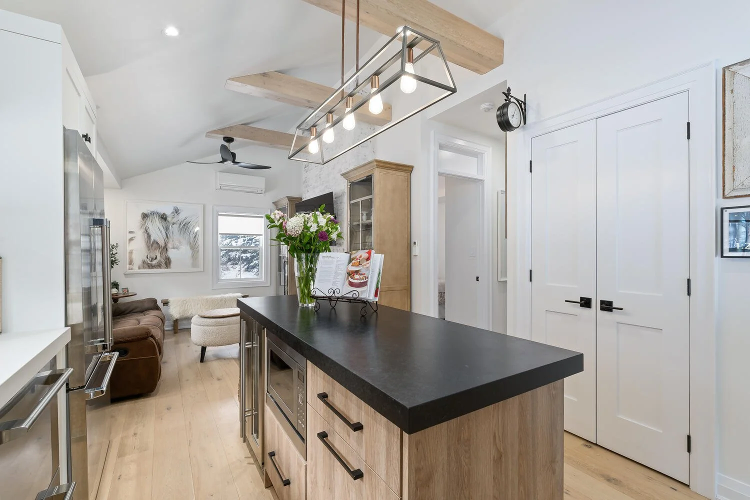 018-007-Kitchen-1500x1000.jpg