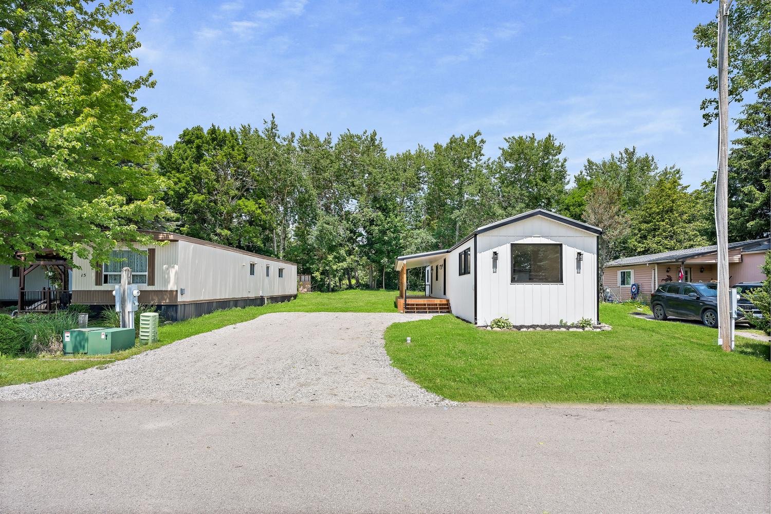 001-035-Front of Home-1500x1000.jpg