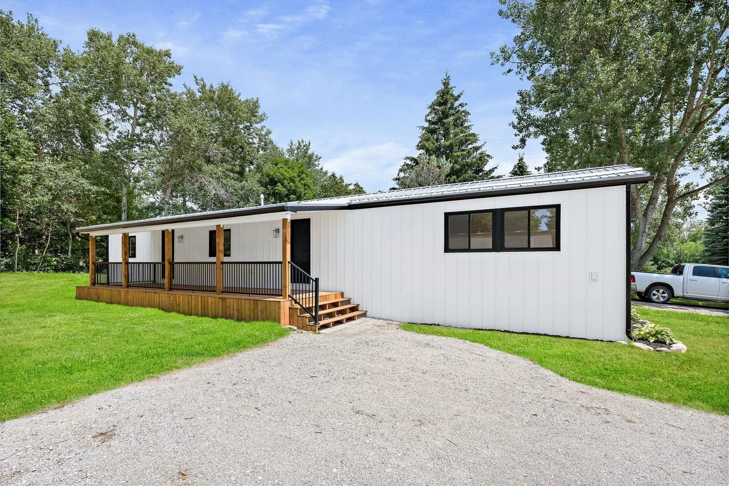 005-022-Front of Home-1500x1000.jpg