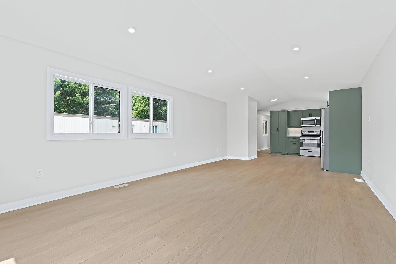 020-011-LivingDining Room-1500x1000.jpg