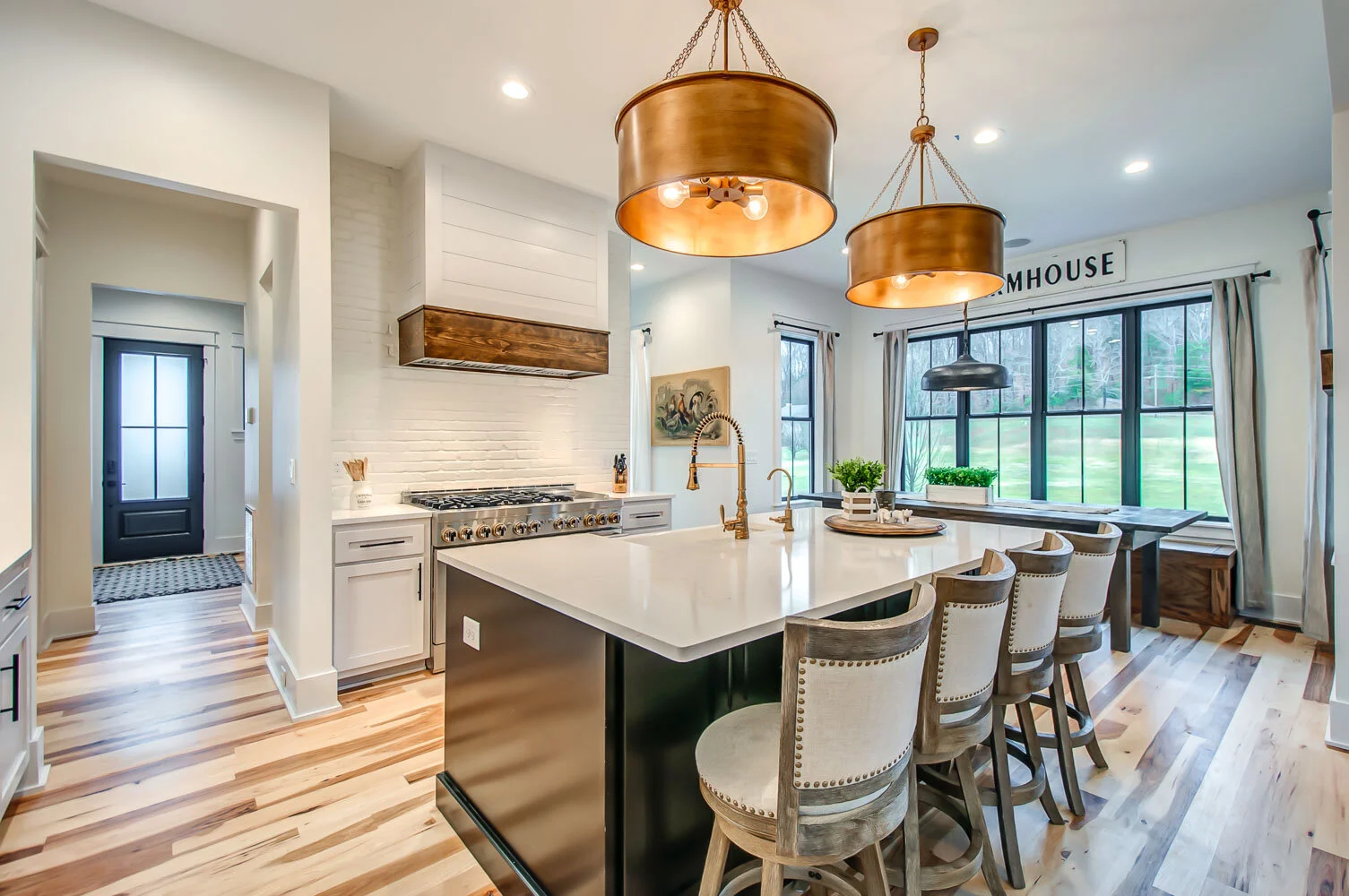 Pegram Estate 6035 Riverview Drive — Howington Construction