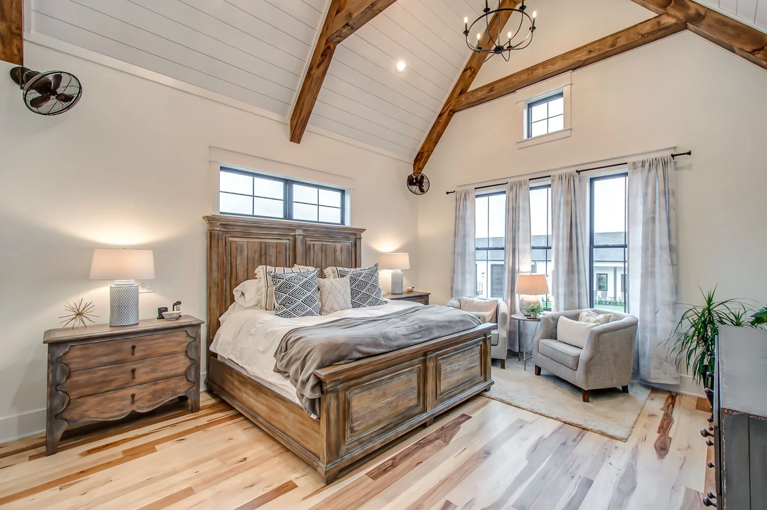 Pegram Estate 6035 Riverview Drive — Howington Construction