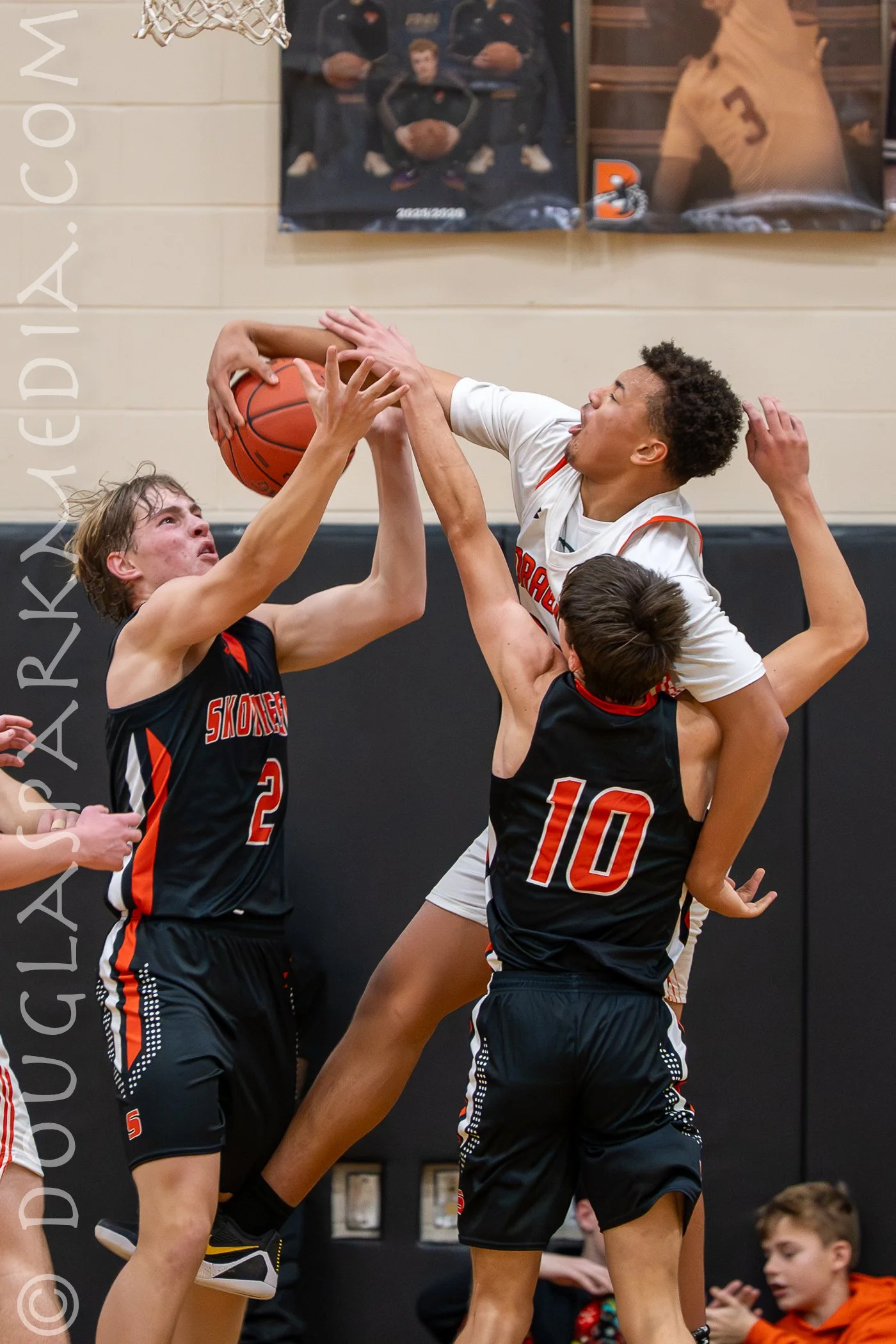 Kid with camera-25.jpg