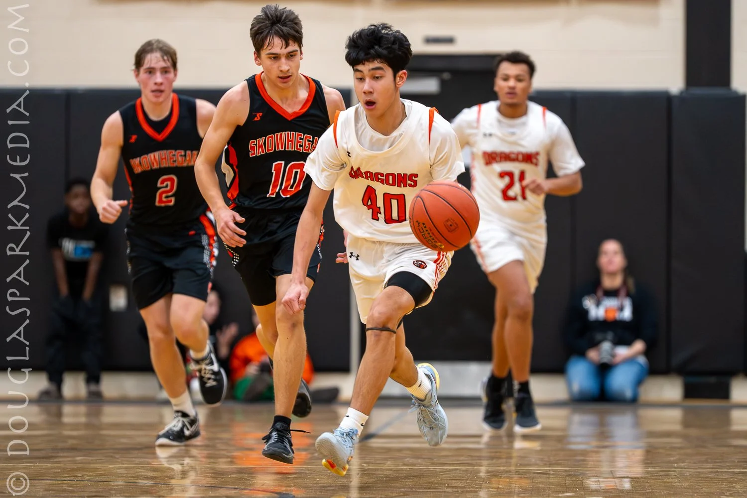 Kid with camera-28.jpg