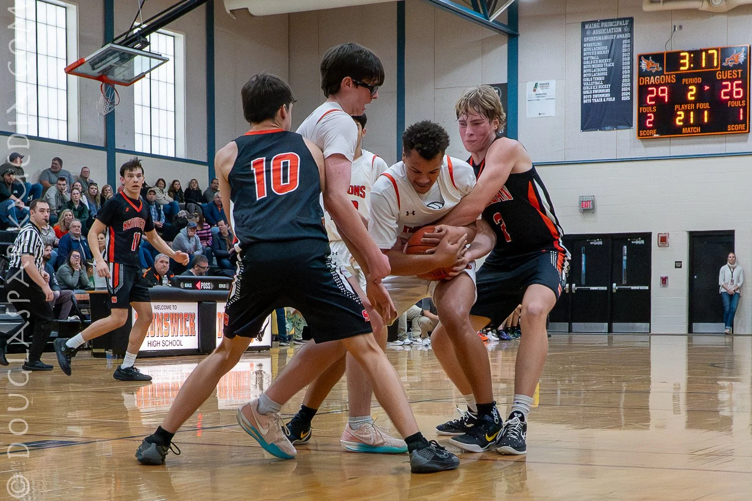 Kid with camera-59.jpg