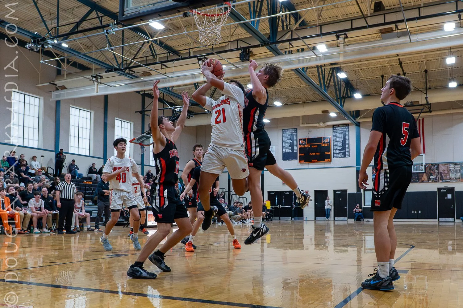 Kid with camera-76.jpg