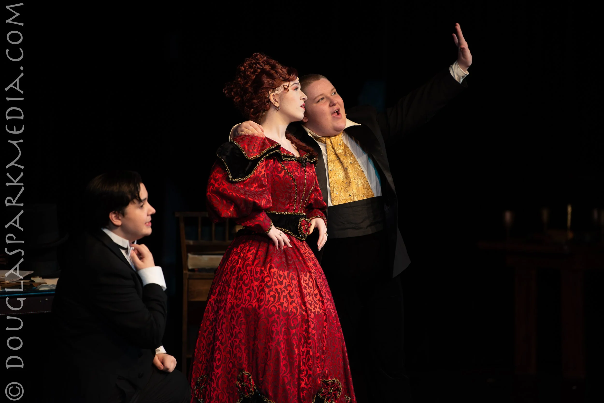 Carlotta profile-3.jpg