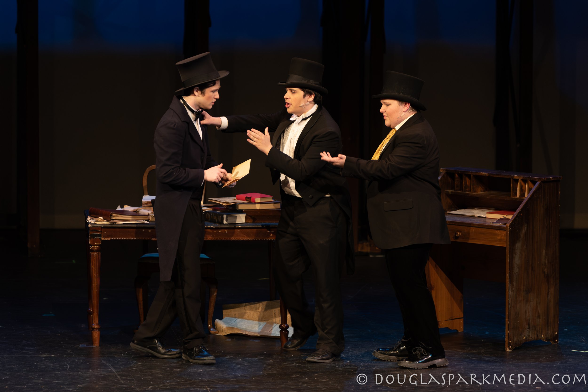 Phantom menaces show-2.jpg