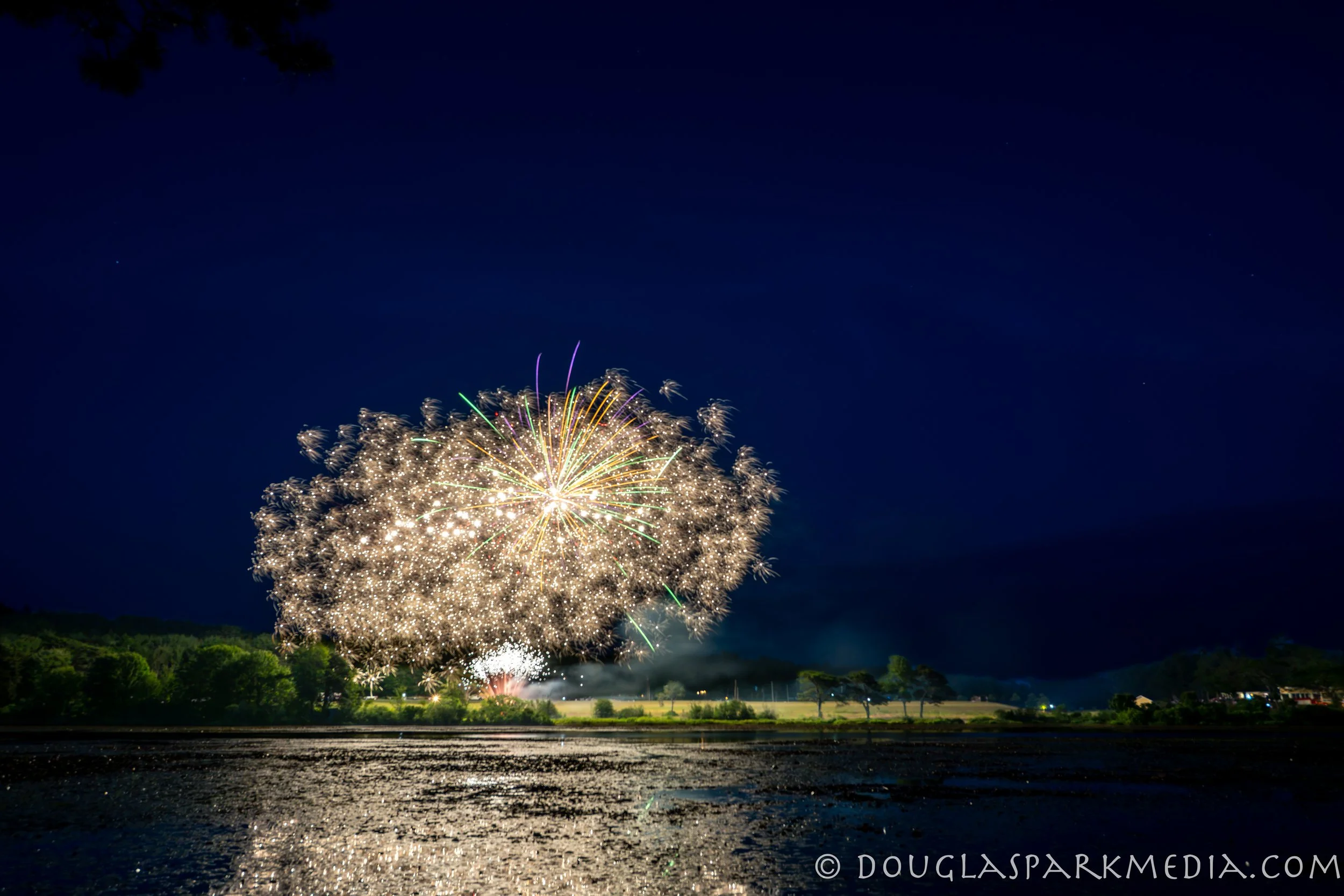 Fireworks Chez Totman-3.jpg