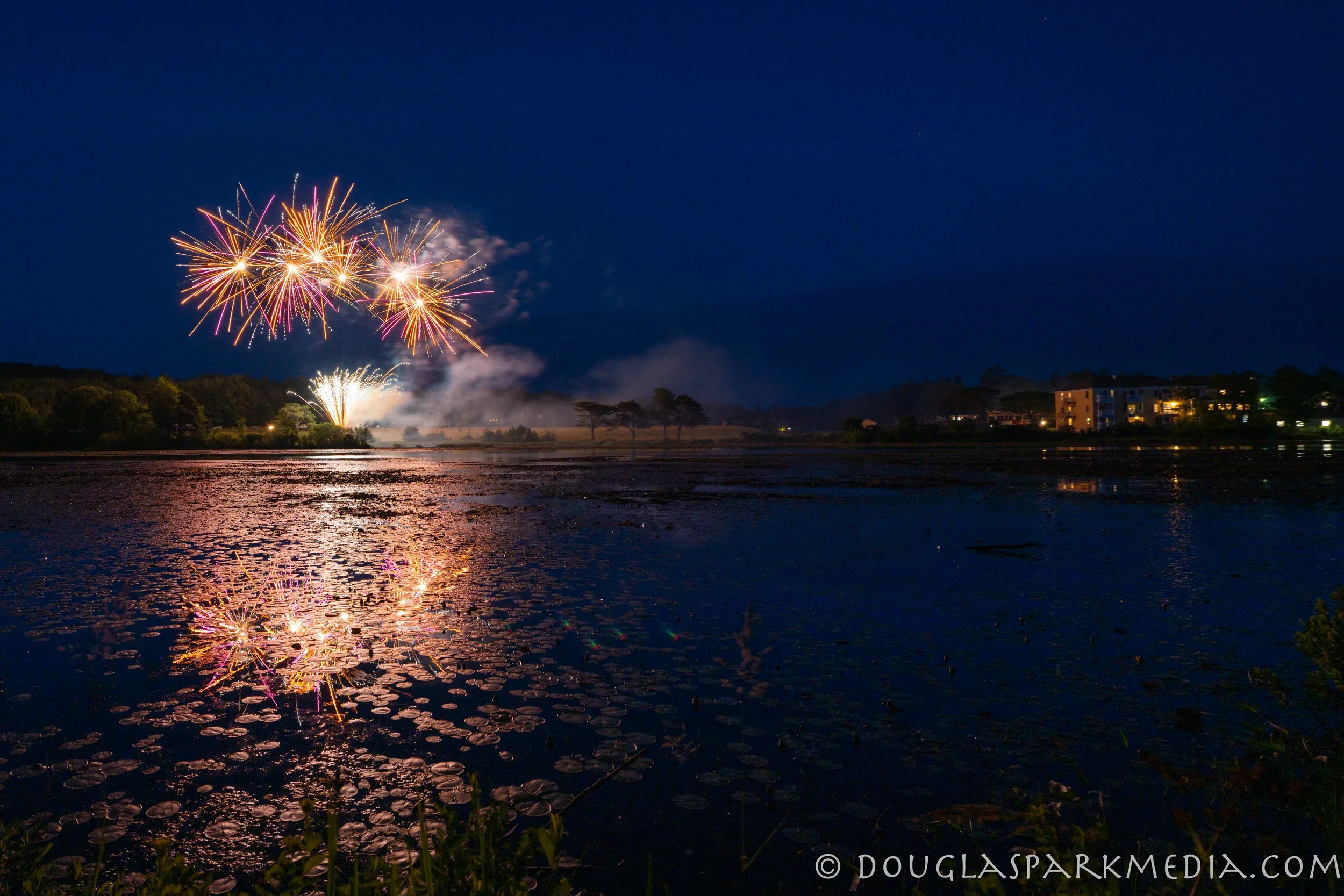 Fireworks Chez Totman-4.jpg
