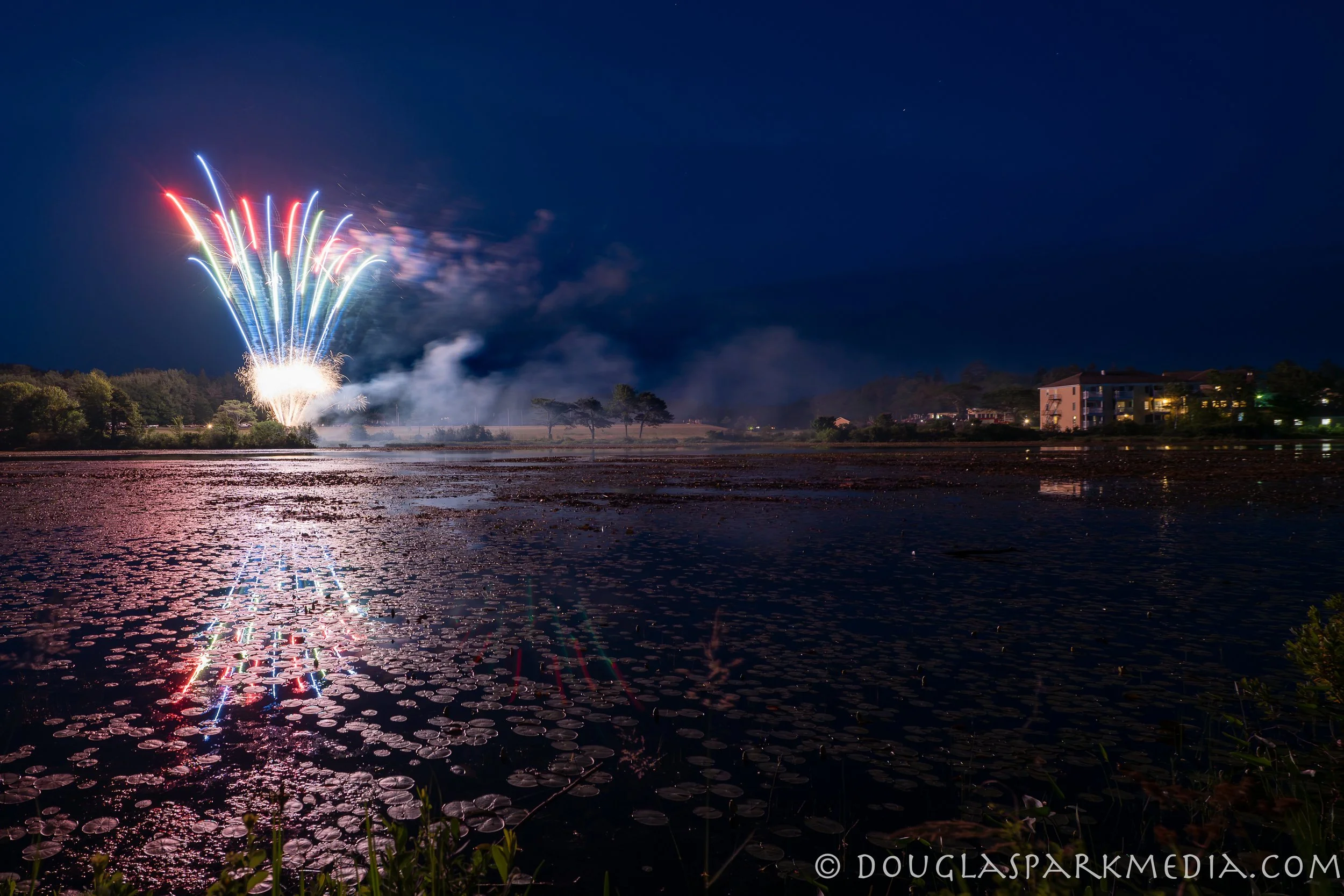Fireworks Chez Totman-7.jpg