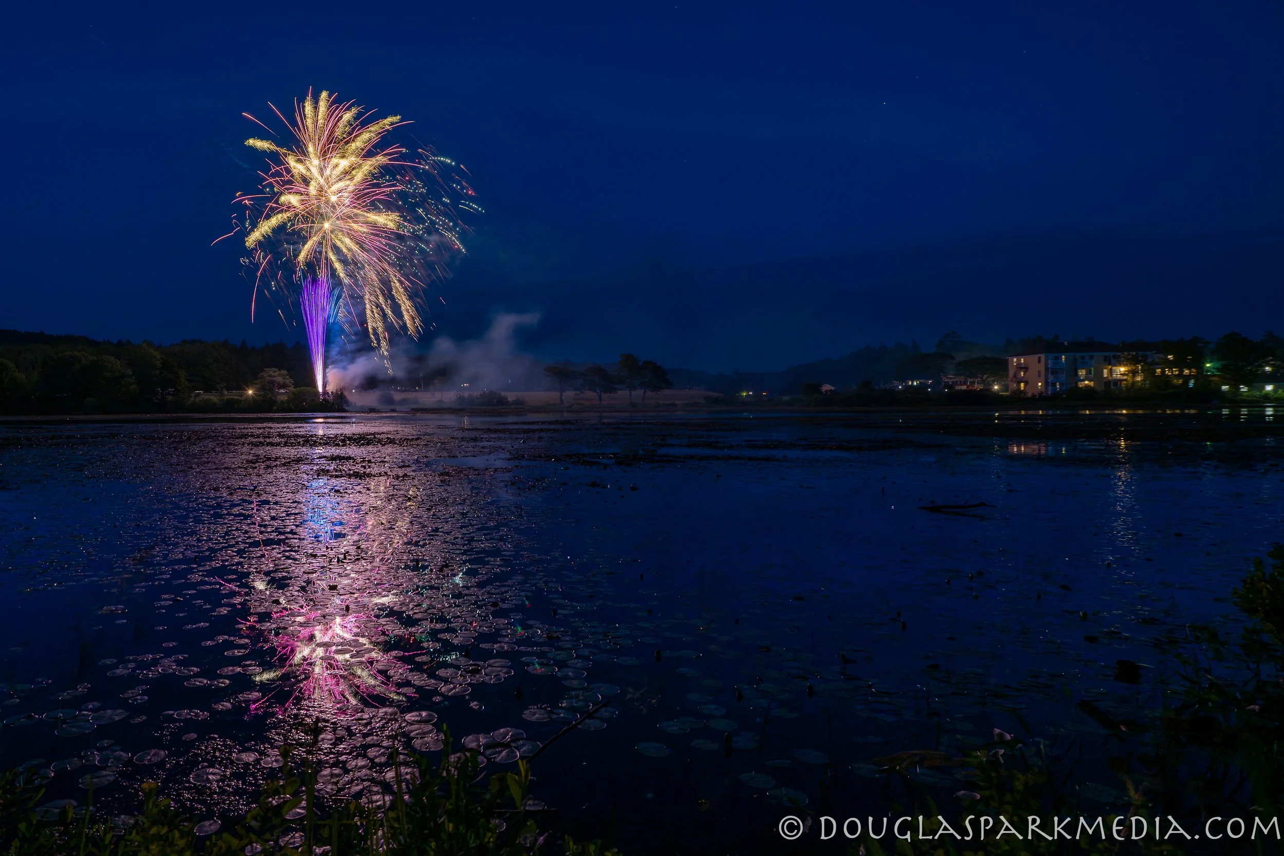 Fireworks Chez Totman-8.jpg