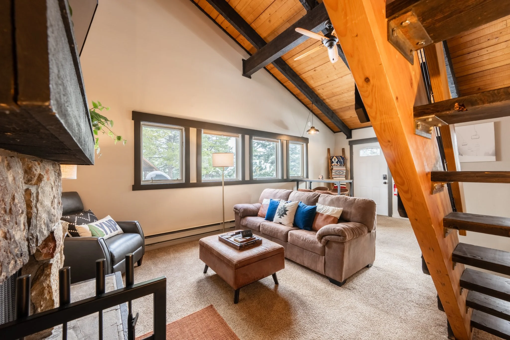 DSC_2820-6-HDR.jpg
