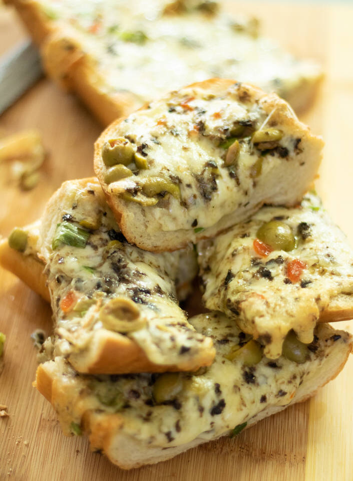Cheesy Olive Bread