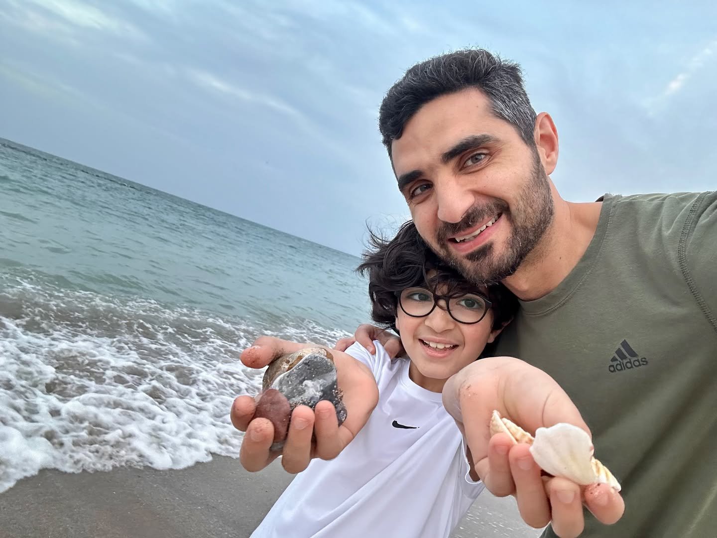 What a precious gift from god kids are!
Through my kids’ eyes, I’ve rediscovered the beauty of the world.
Their overflow of #simplicity, #creativity, #abundance, and pure joy inspires and charges me daily.
A Dad is a son&rsqu