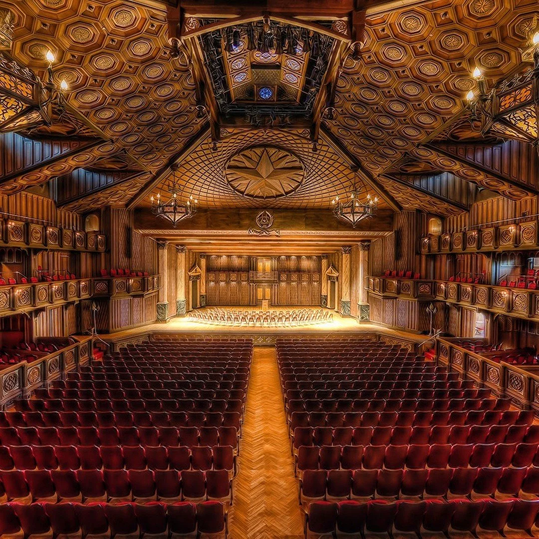 WHO LOVES A MARCH???? We do, and who doesn&rsquo;t love a SOUSA march even more??!!

🎶THIS SATURDAY IN ROUND TOP!!🎶
Don&rsquo;t miss a one of a kind event - A SOUSA SPECTACULAR! Hear 3 great bands in one beautiful hall! 

Enjoy 🇺🇸A Sousa Spectacu