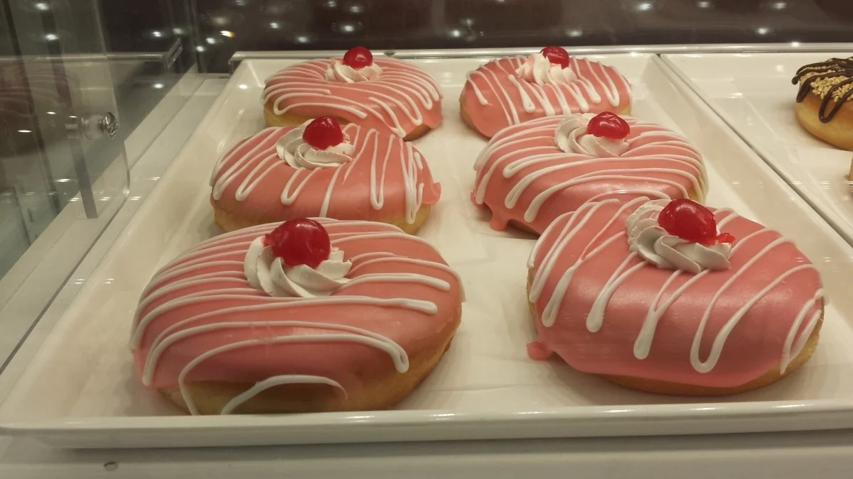 Sweet Hut Bakery & Cafe