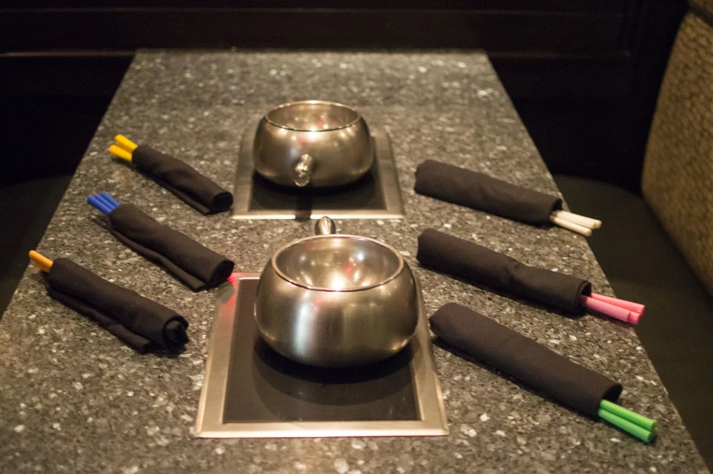 The-Melting-Pot-Atlanta-XPLRR-1.jpg