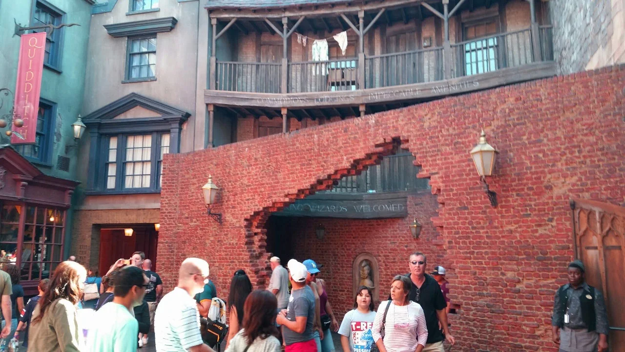 Harry-Potter-Orlando-The-City-Dweller-22.jpg