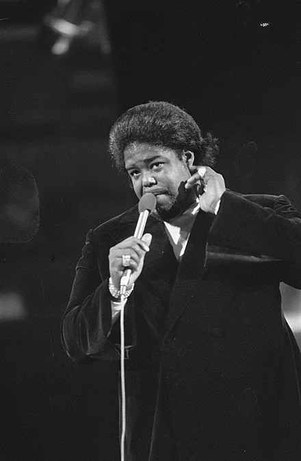 440px-Barry_White,_Bestanddeelnr_927-0099.jpg