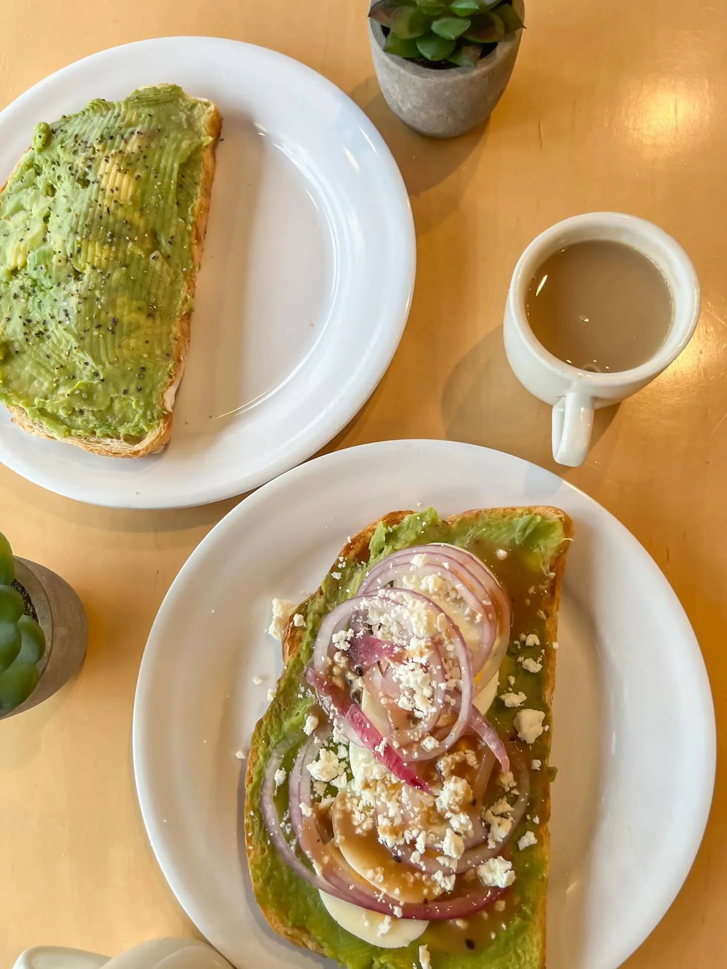 Let&rsquo;s kick off the new year with a healthy twist! 

Choose from any of our avocado toast and get $3 off all January 🥑 ordering online? Use code AVO3

Avocados are packed with heart-healthy fats, fiber, and nutrients that help keep you full, en