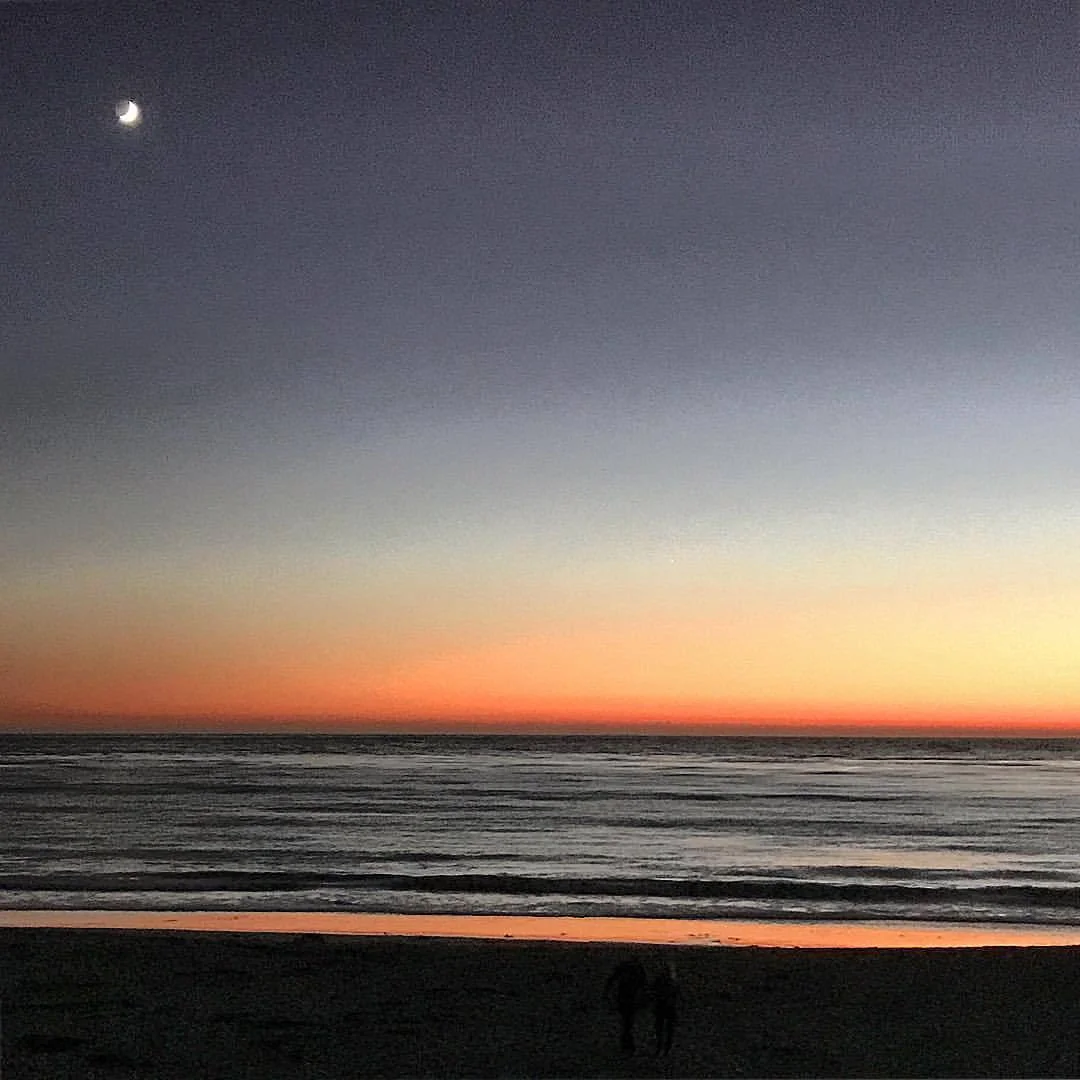 Nature draws together
the wicked, the callous,
the jaded,
hundreds upon hundreds
of souls
and their blameless hounds
line the community beach
in this precious village,
gathering
to behold a sunset,
a moon rise,
and summer’s end
heralded
by autumn’s blaze of color.
-
#california #autumn #sunsetjunkie #protecttheearth #heartenedbyhumanity
#cautiouslyoptimistic (at Carmel by the Sea)