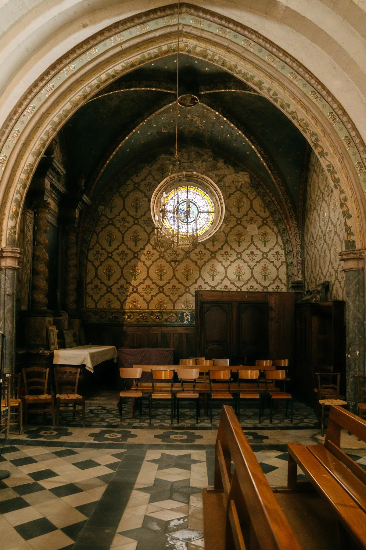 Eglise Notre-Dame de Beaulieu Cucuron Village Provence