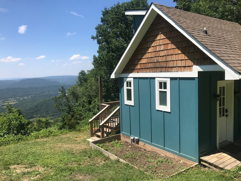 Tiny Home Airbnb Rental Near Chattanooga, Tennessee
