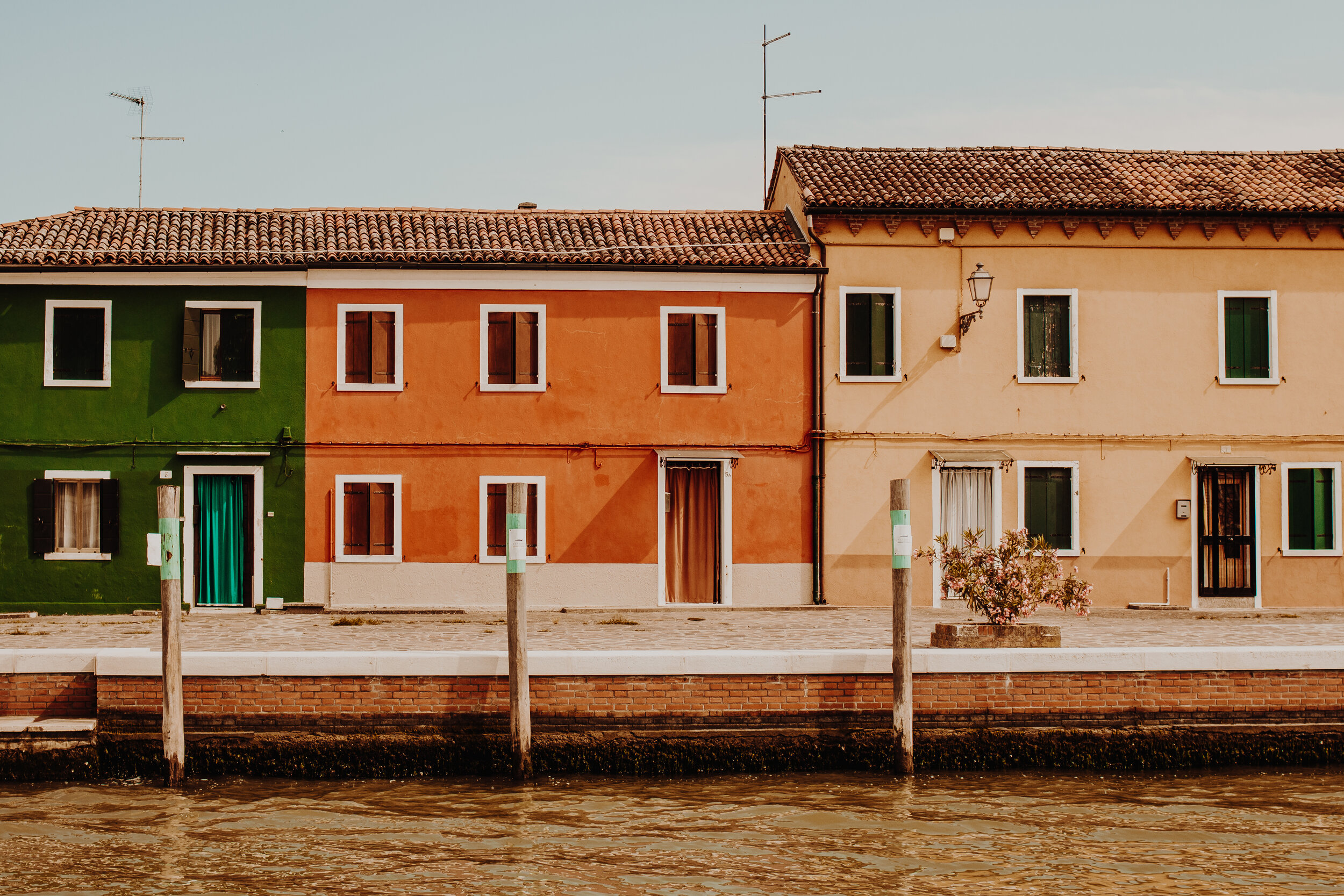 Colorful-Houses-Burano-Italy-Venice