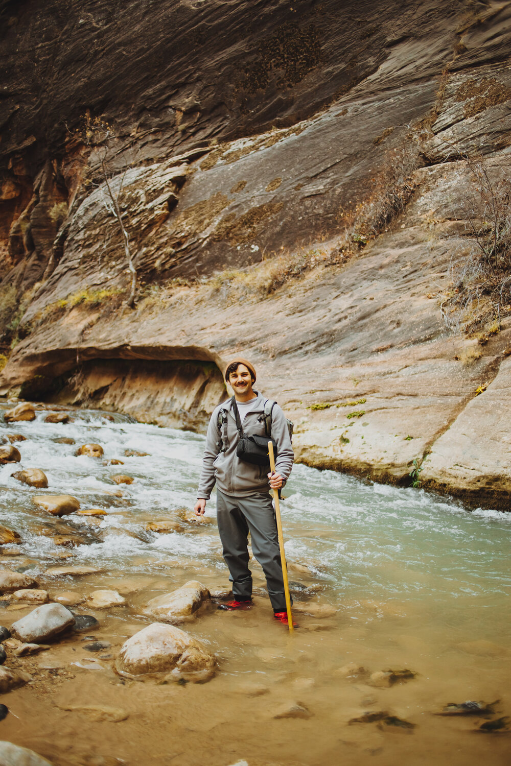 hiking-the-narrows-zion-national-park-travel-guide