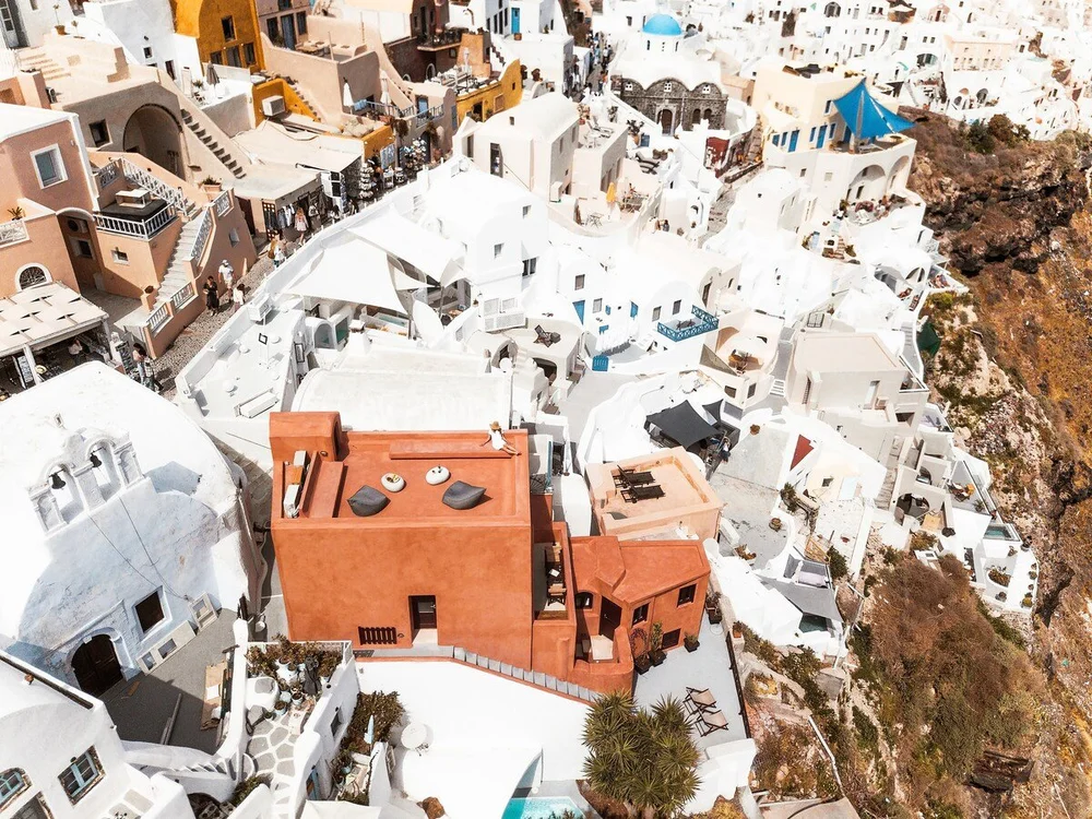 Cave House Airbnb With Views in Oia, Santorini