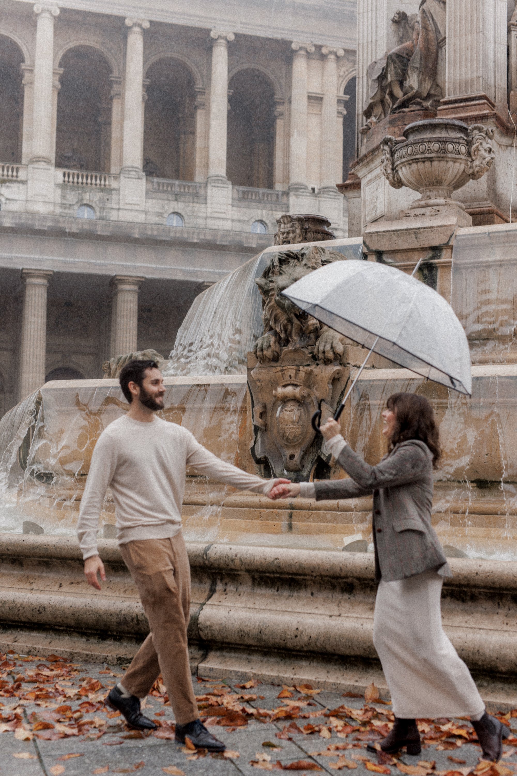 Paris Couple Photoshoot in the rain