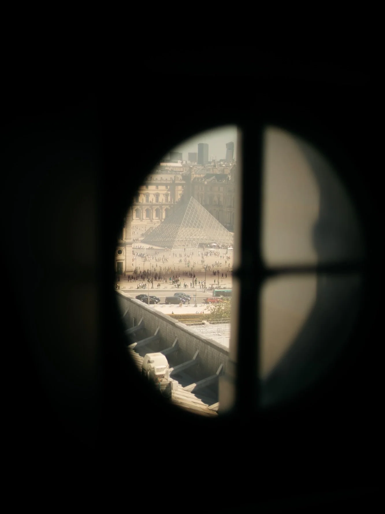 Window views from @madparis - August 2022

#paris #thisisparis #seemyparis