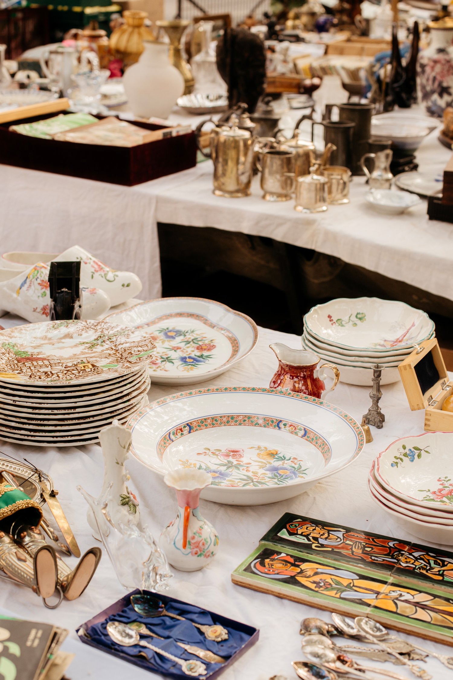 The Best Flea Markets (Brocantes) in Paris — the weithouse