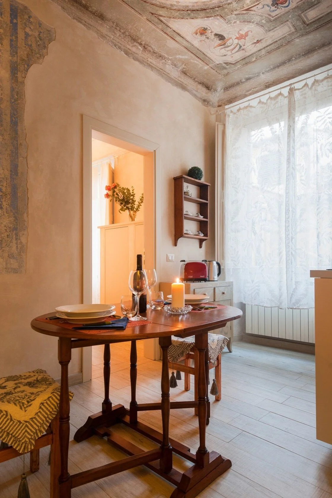 Florence Airbnb Rental Historic Center Sleeps Four