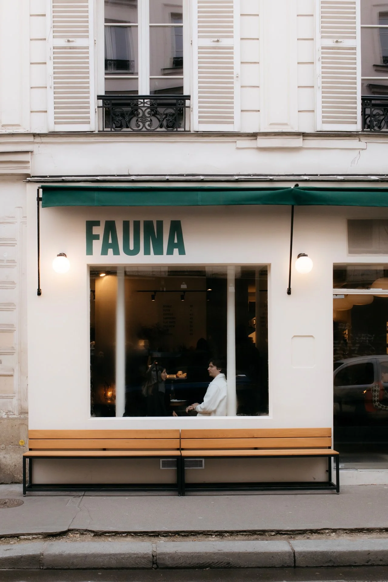 Best Paris Coffee Shops by Arrondissement: Fauna