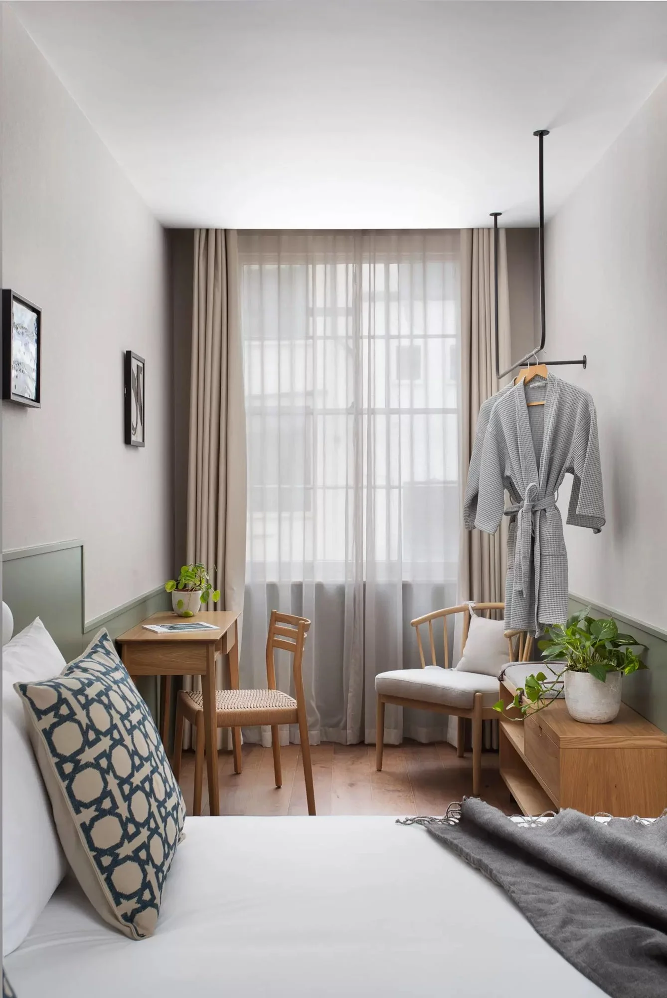 Inhabit Queen's Garden Boutique Hotel Central London Near Paddington Station