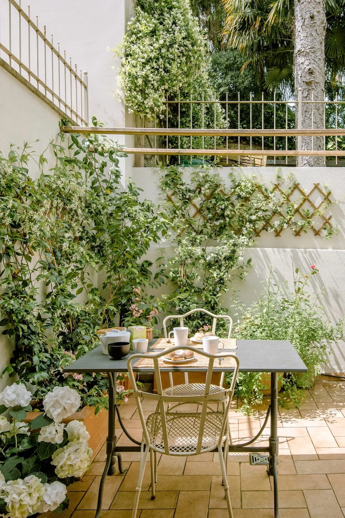 Airbnb With Terrace Near Boboli Gardens Florence Italy