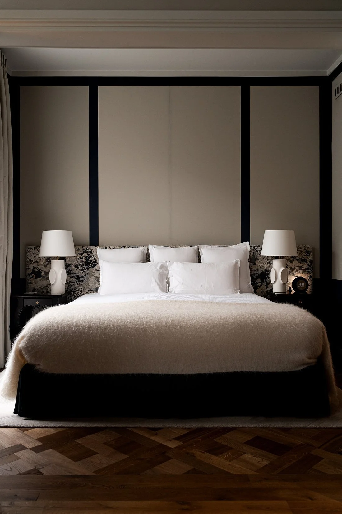 Le Pavillon De La Reine Place Des Vosges Hotel Paris