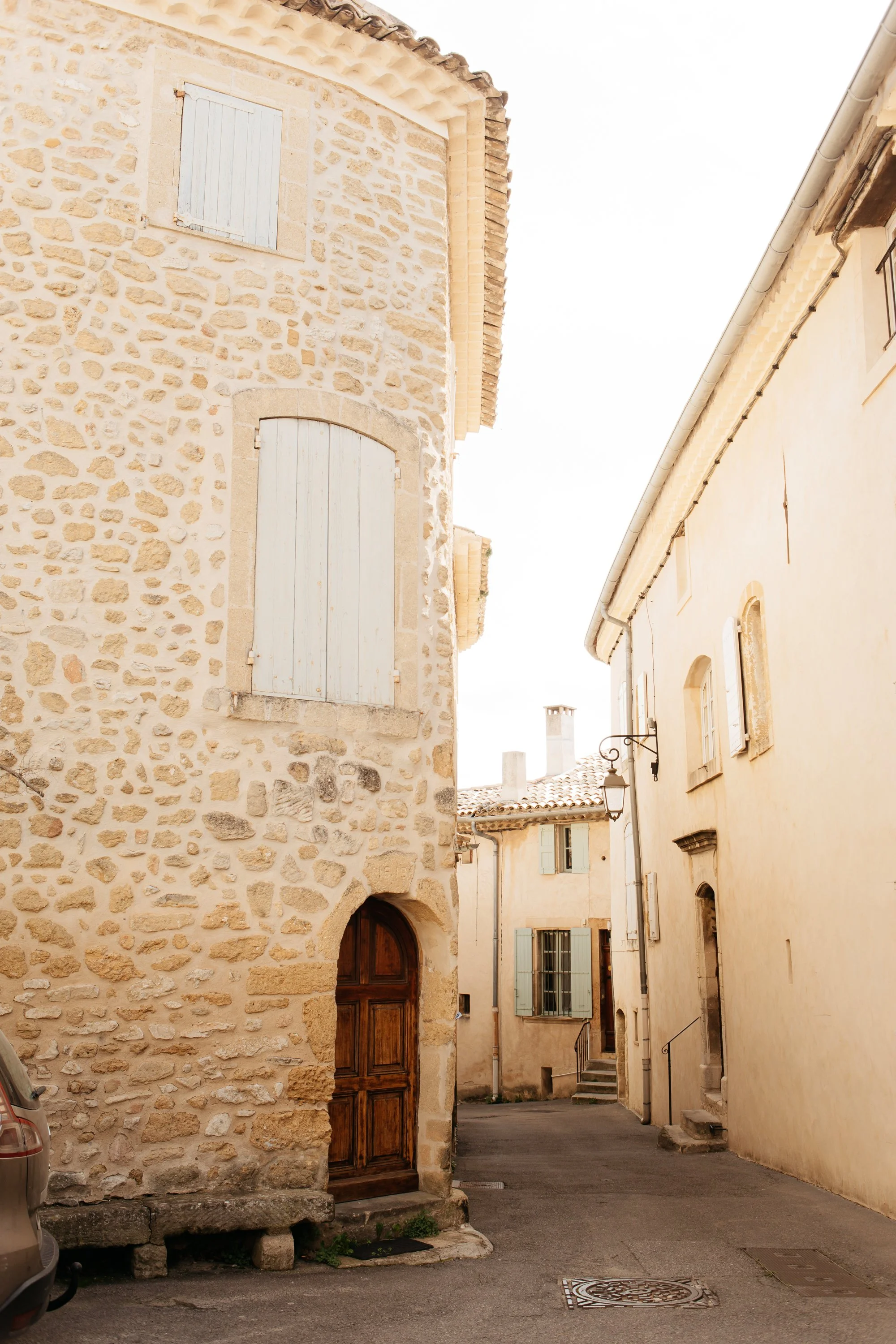 Visiting Lourmarin Village as a Day T