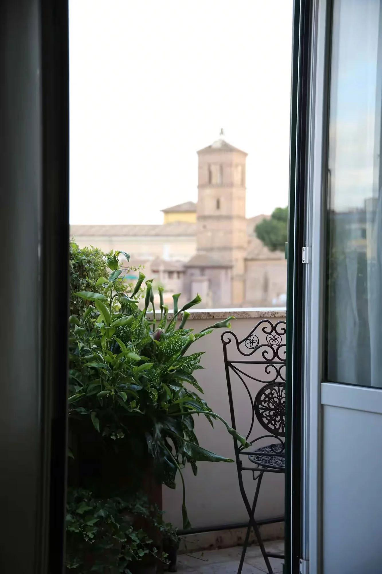 Trastevere Airbnb in Rome with Views Sleeps Four