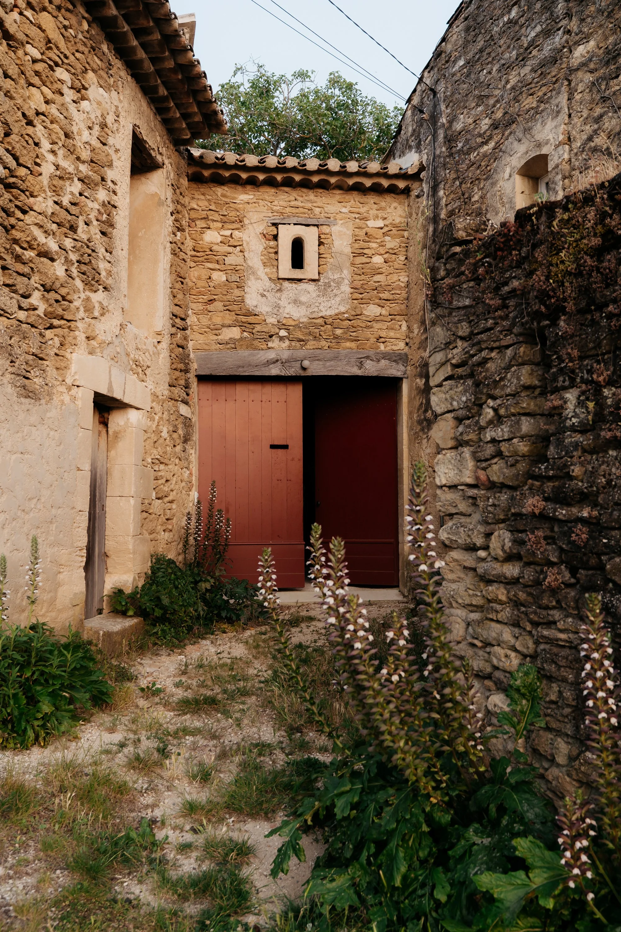 Best Airbnbs in the South of France: Family Home that Sleeps 6 in Luberon