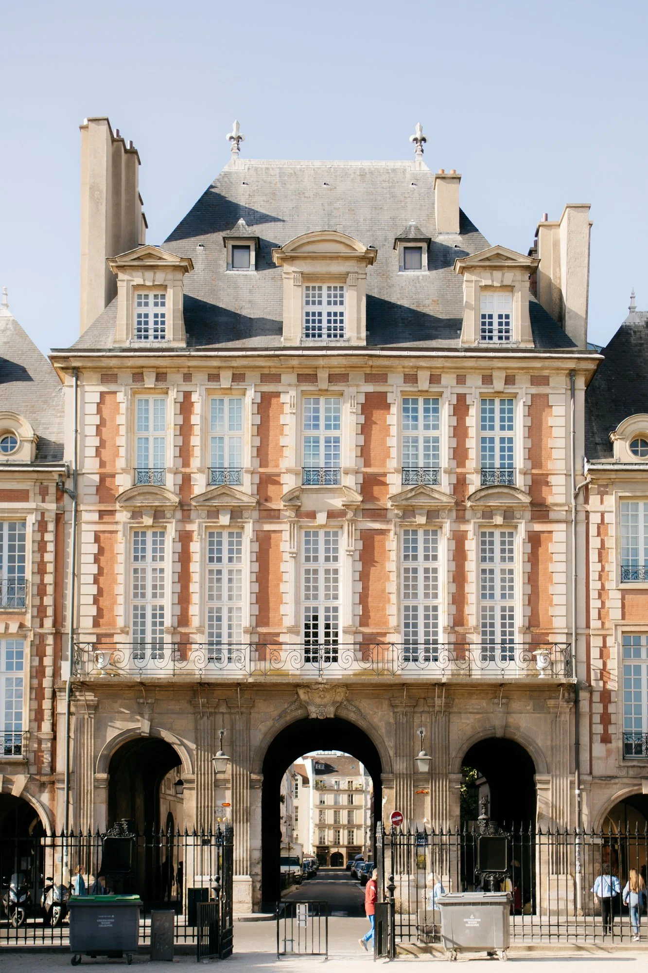 Place des Vosges Paris Le Marais