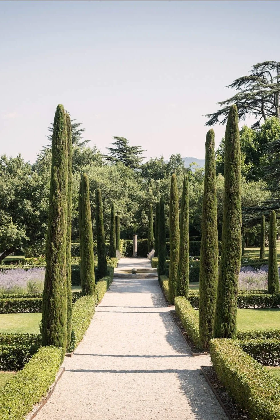 Grounds Domaine de Fontenille Lauris Provencal Hotel