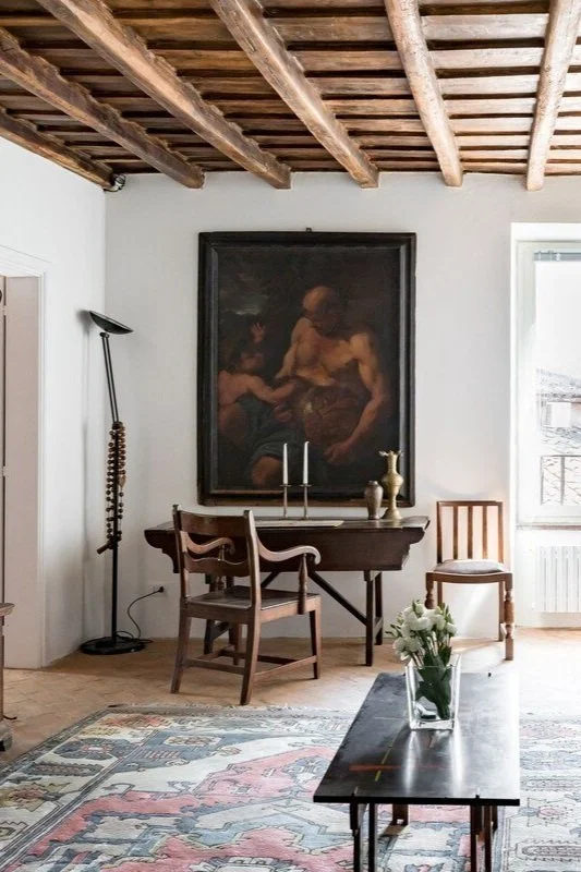 Best Airbnbs in Rome Italy: Book -and art-filled apartment in Trastevere