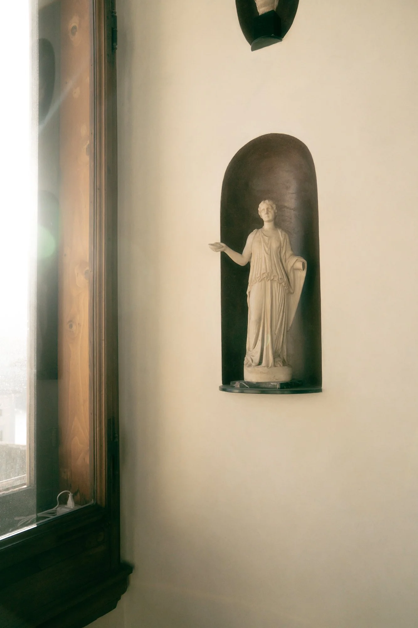 Stanzino delle Matematiche Statuary Room Uffizi Gallery Florence Italy