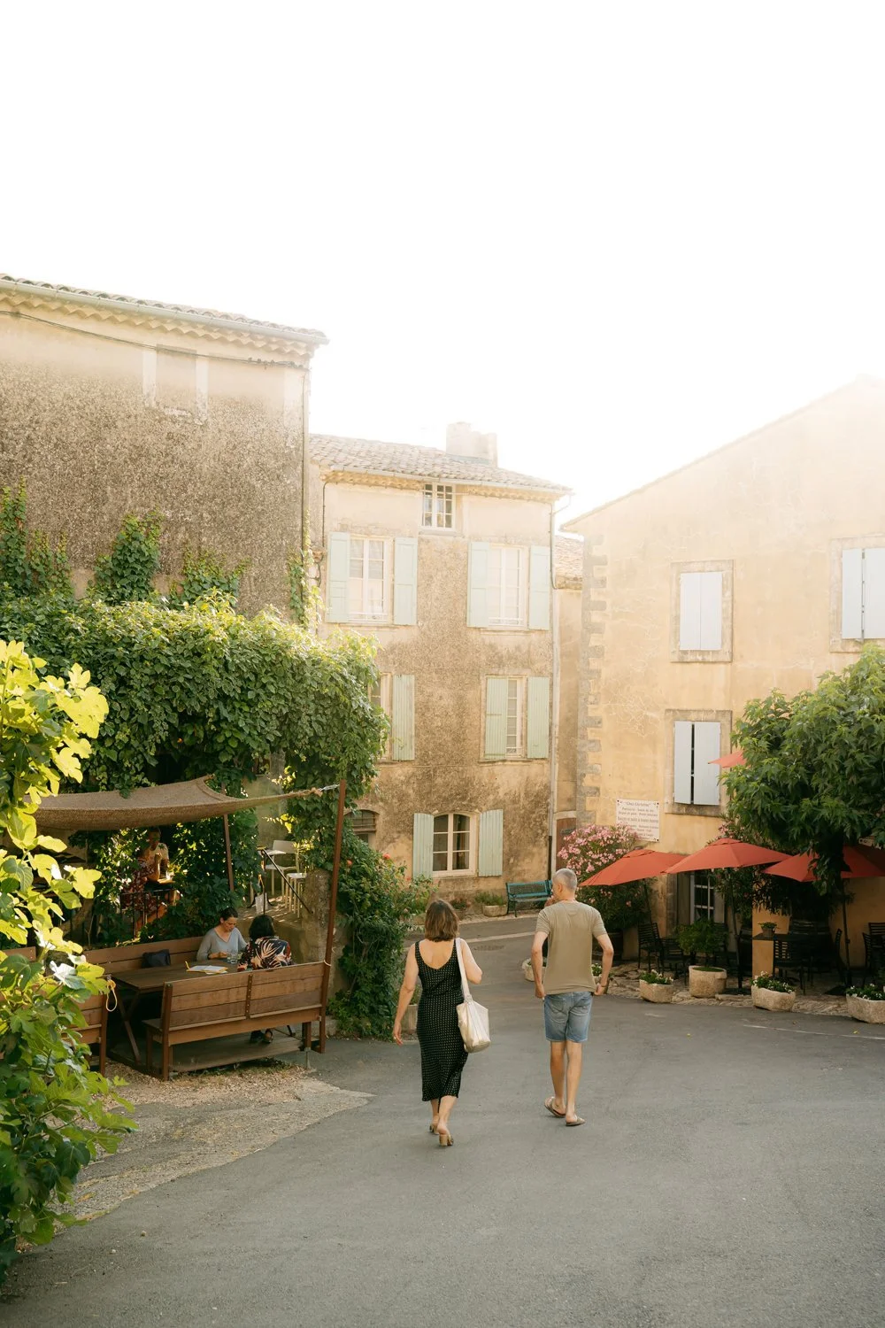 Summer Day Village Saignon Provence