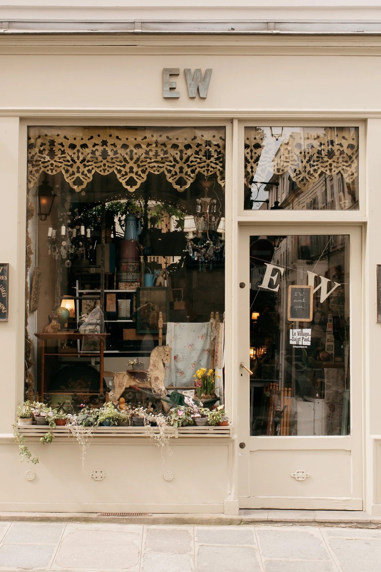 Le Village Saint Paul Paris Le Marais