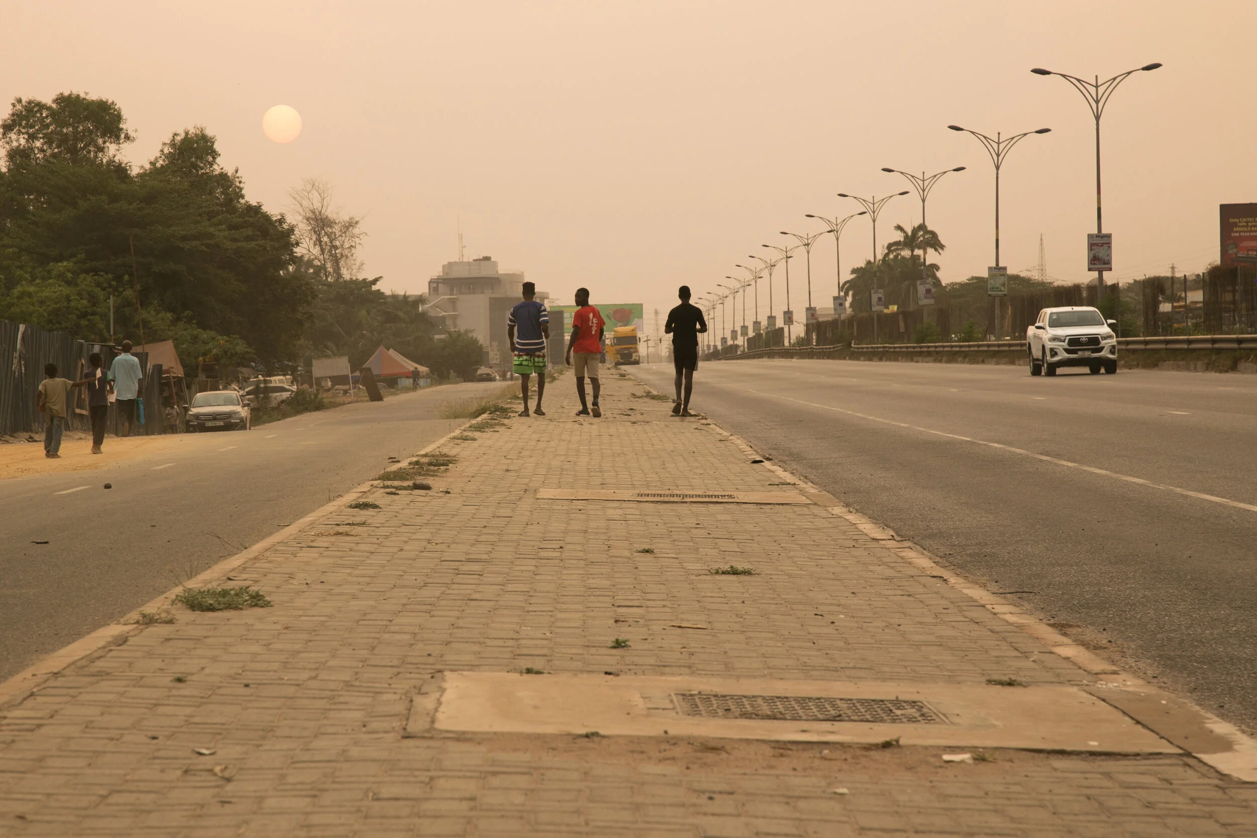 Three_walkers_at_sundown_b[1].jpg